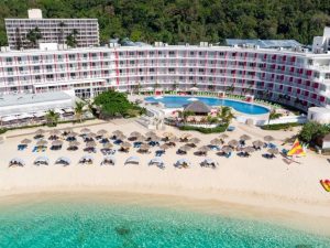 Wyndham Rewards Expands All-Inclusive Offerings with Decameron Partnership