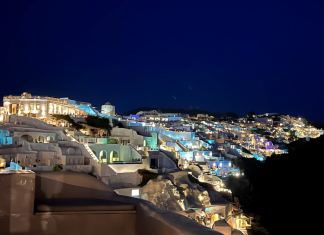 Santorini Series: Santorini’s Cliffside Paradise, A Luxurious Escape at Mystique Hotel